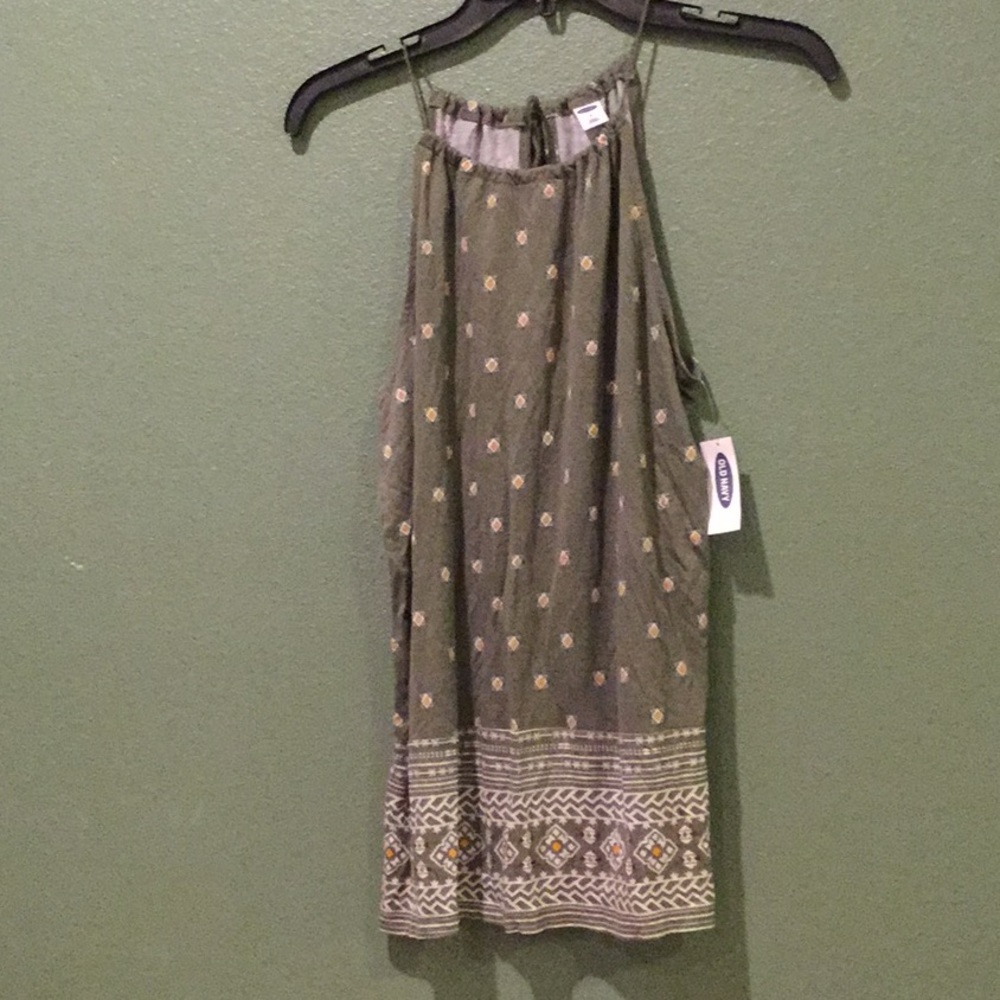 Sleeveless top